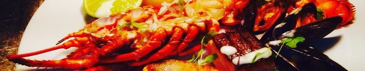 House Kitchen & Grill by CHAPTERS food durham