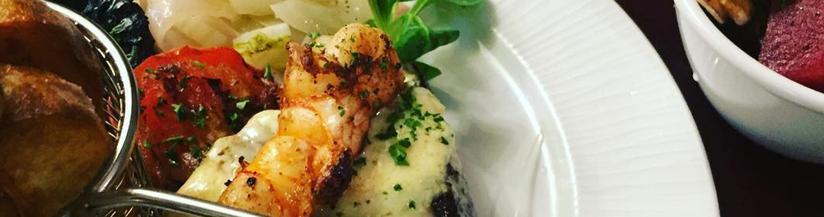 House Kitchen & Grill by CHAPTERS food durham